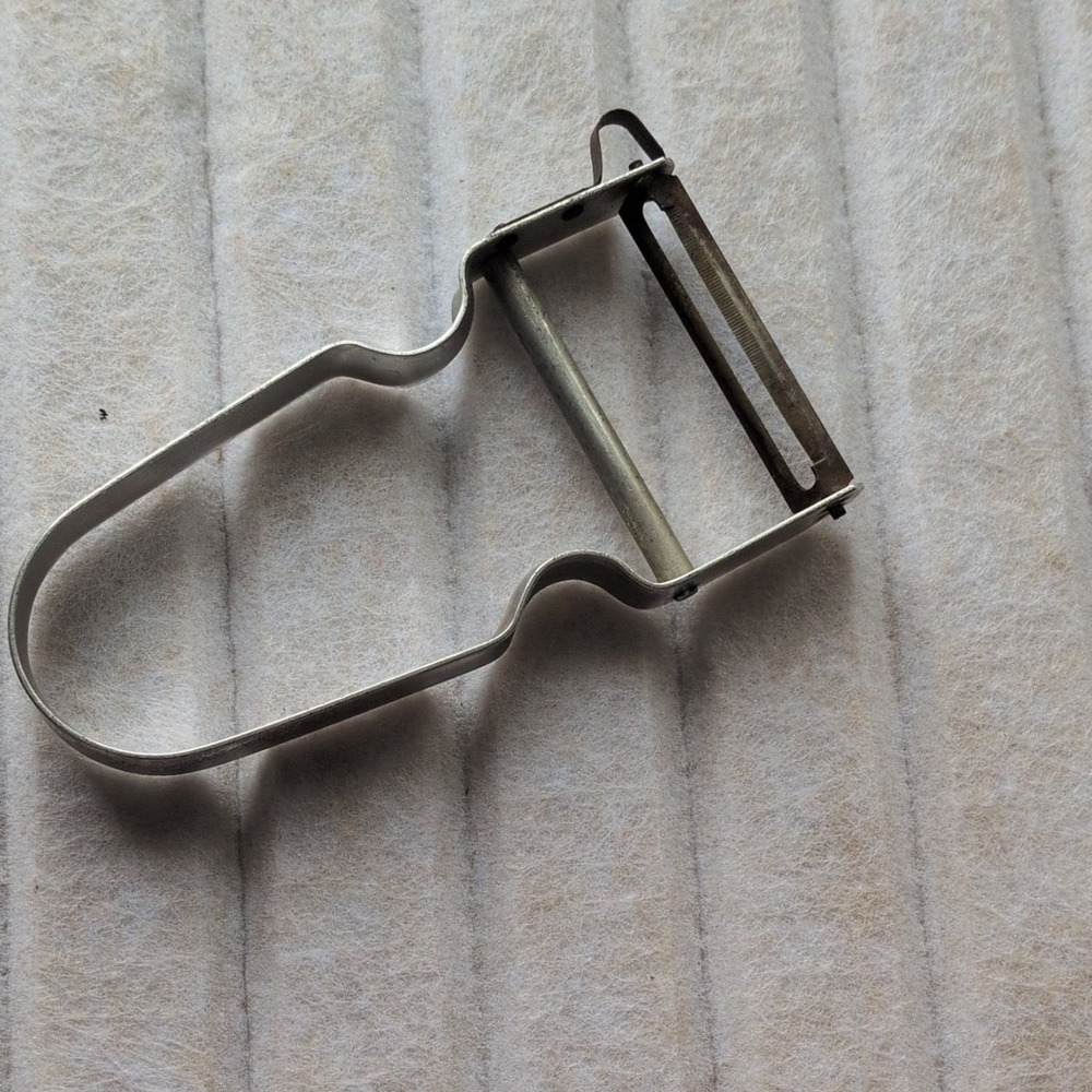 Zena Rex Stainless Steel Vegetable Peeler Silver for Vegetables and Fruit